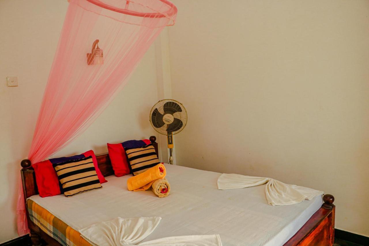 Sigiri Gayani Home Stay Сігірія Екстер'єр фото
